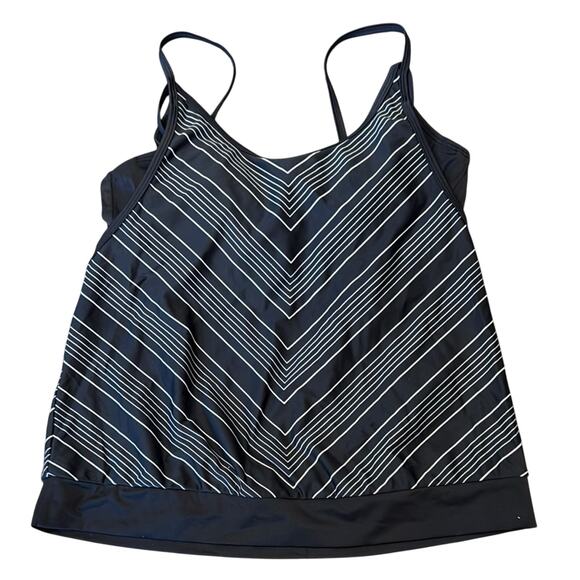 Athleta Women's Chevron Tankini Top Black White Size 36B/C - Picture 3 of 11